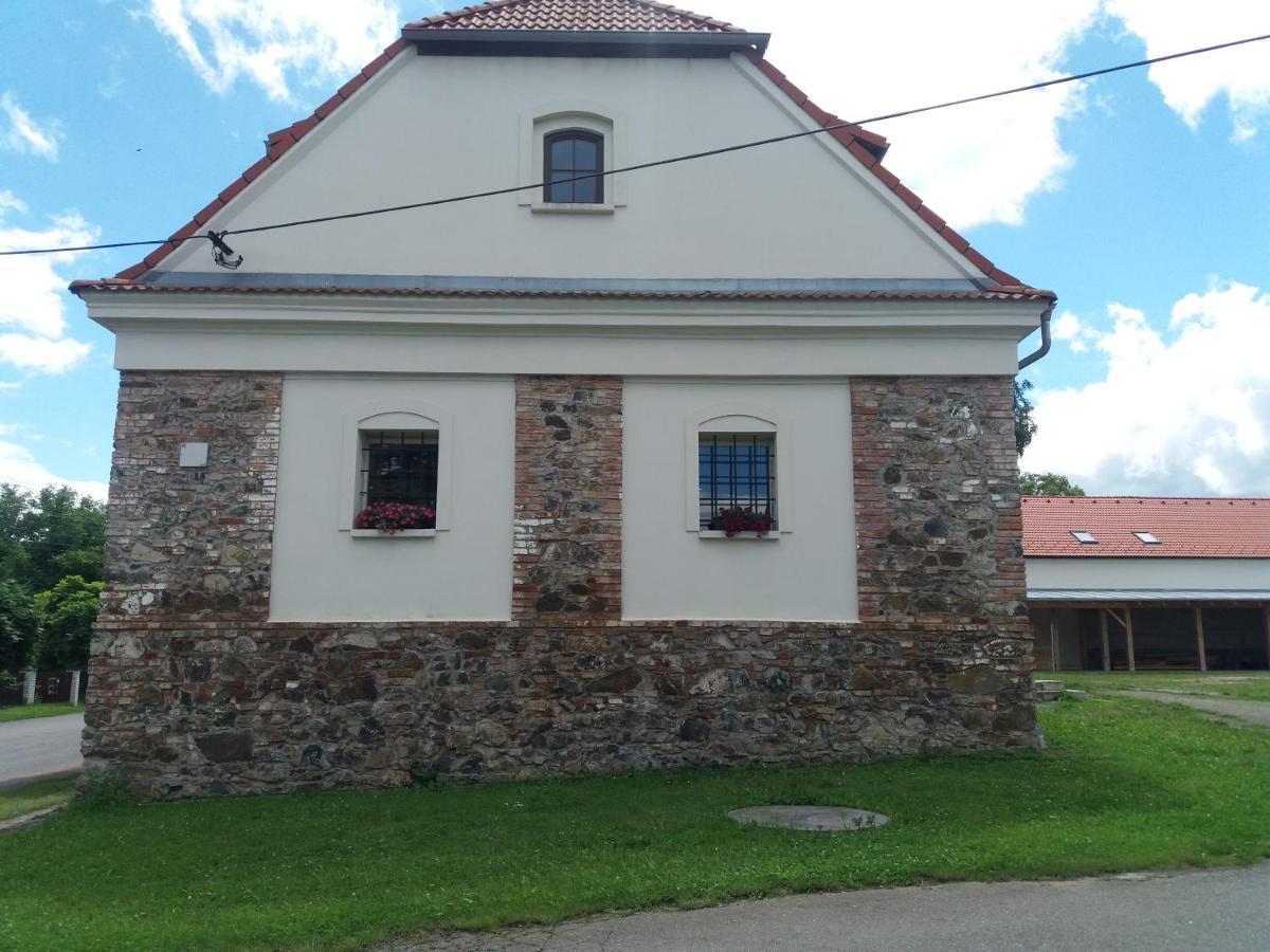 Korn-Hof Aparthotel Kornatice Kültér fotó